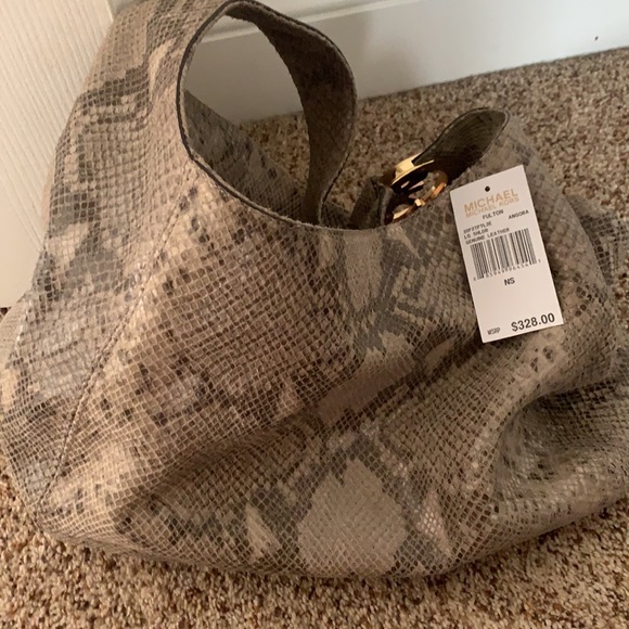Michael Kors hobo bag - Picture 2 of 5